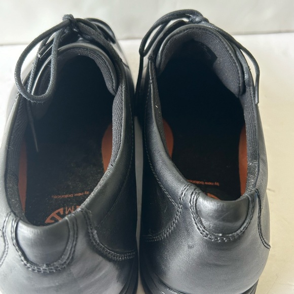 Dunham by New Balance dress shoes black size 14 E
Lace up - Picture 6 of 9